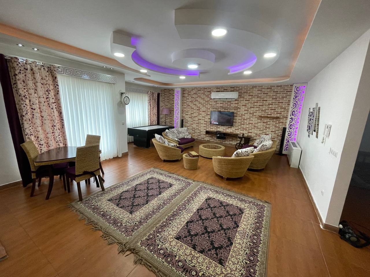 اتاق پذیرایی