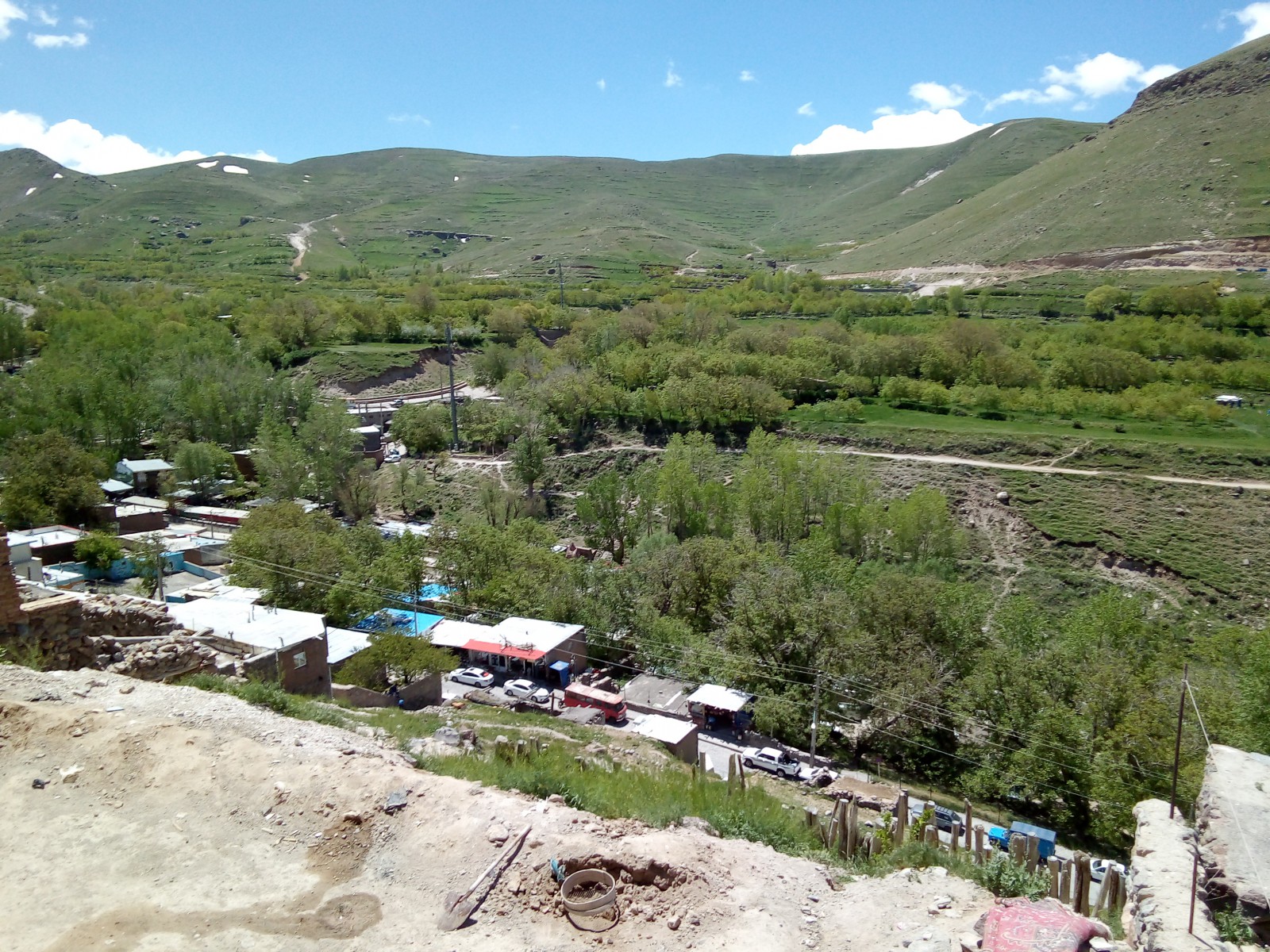 محوطه اطراف اقامتگاه