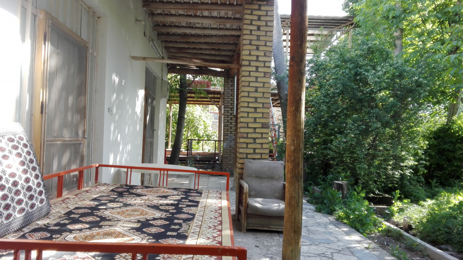 محوطه باغ