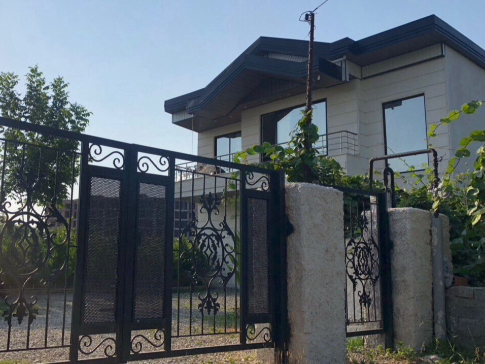 نمای بیرونی ساختمان