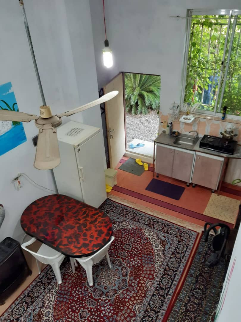 حال و آشپزخانه باهم حال و آشپزخانه باهم