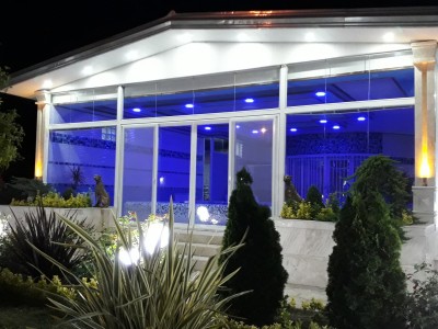 ویلا باغ  استخردار فیروزی ( فوق العاده تمیز )