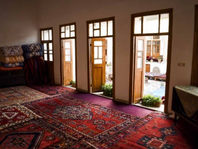 عمارت تاریخی "چهل دری" اتاق پنج دری آقاجون
