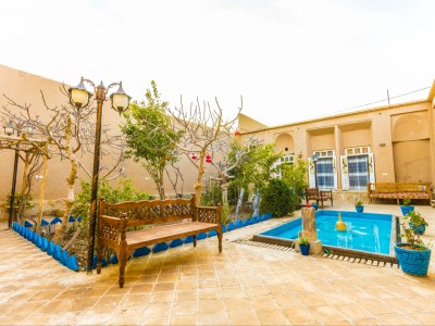 اقامتگاه بومگردی "عمارت بانو" اتاق ترمه پارکینگ دار