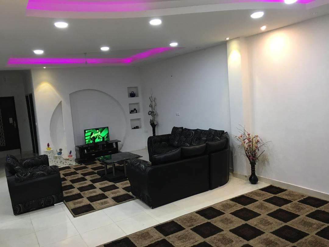 اتاق پذیرایی