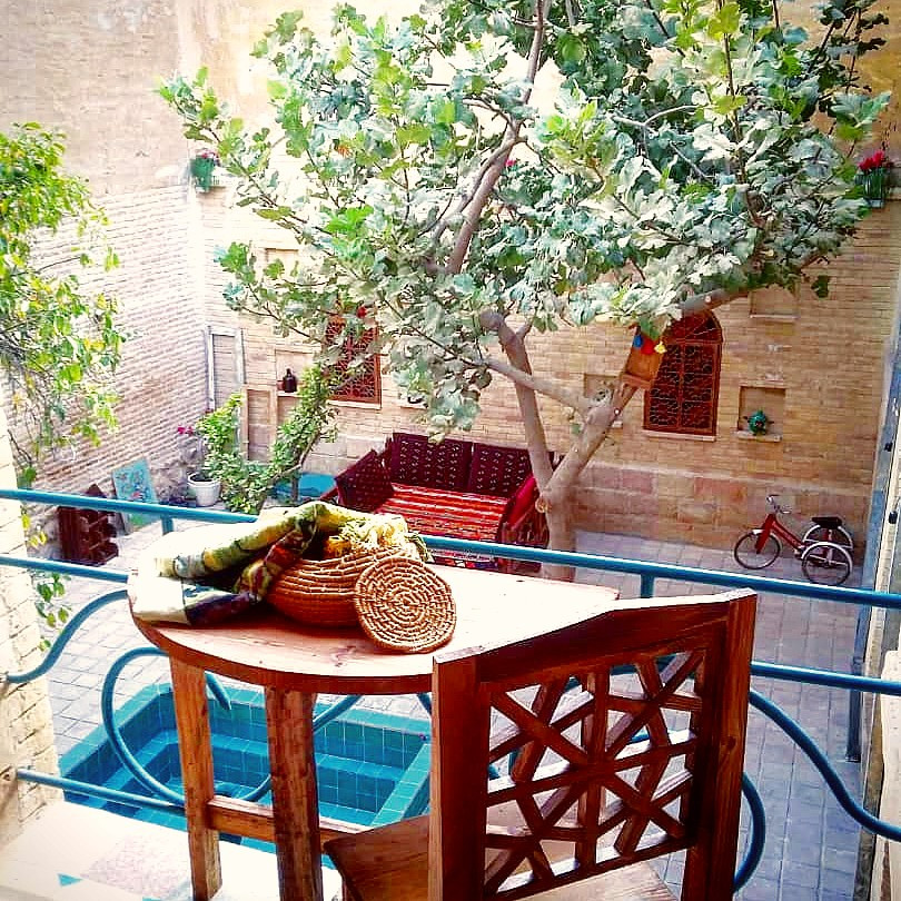 حیاط