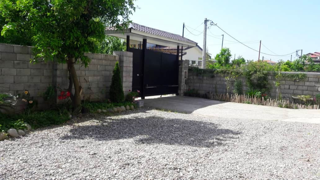 حیاط