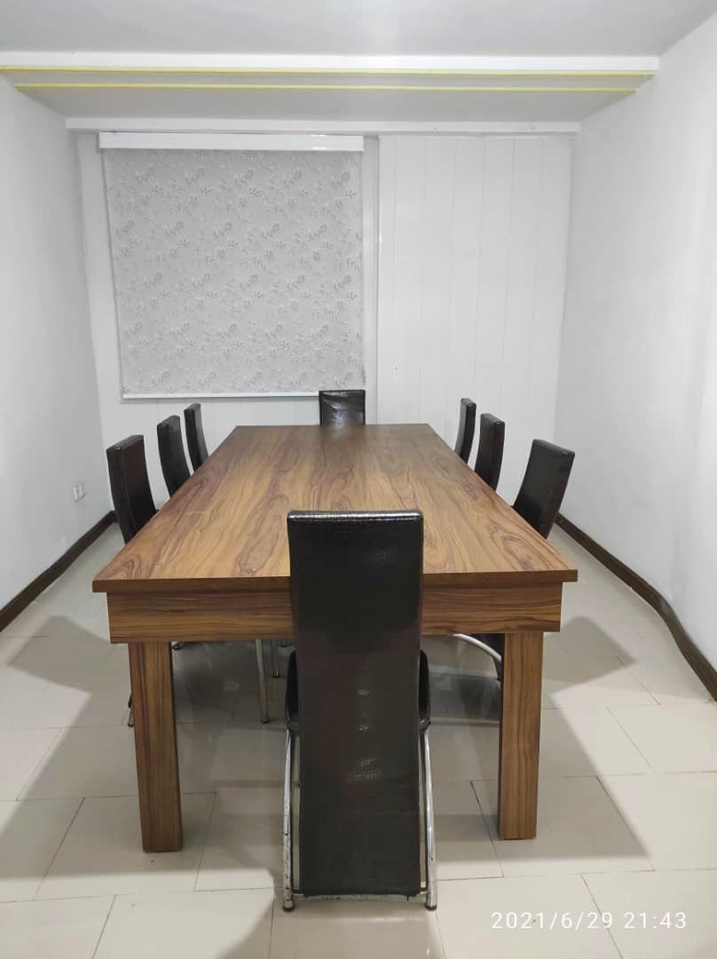 میز غذاخوری