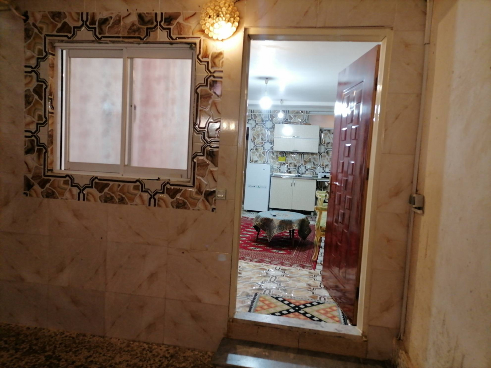 نمای بیرونی ساختمان