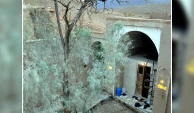 حیاط
