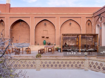 اقامتگاه بومگردی سنتی "ثنا" اتاق سه تخت
