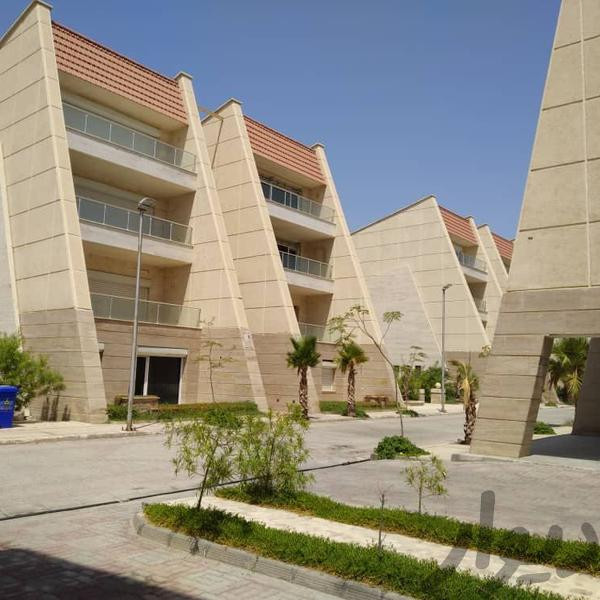 محوطه اقامتگاه