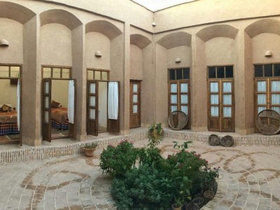 اقامتگاه بومگردی "رستم" اتاق خدابخش