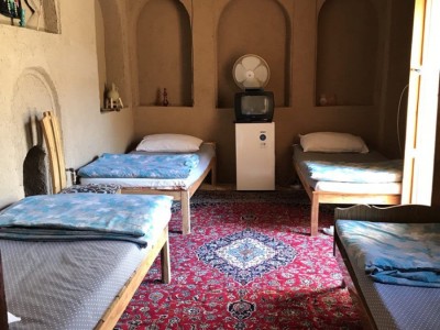 اقامتگاه بومگردی "درافشان" اتاق سه دری(2) - 4 تخته مستر