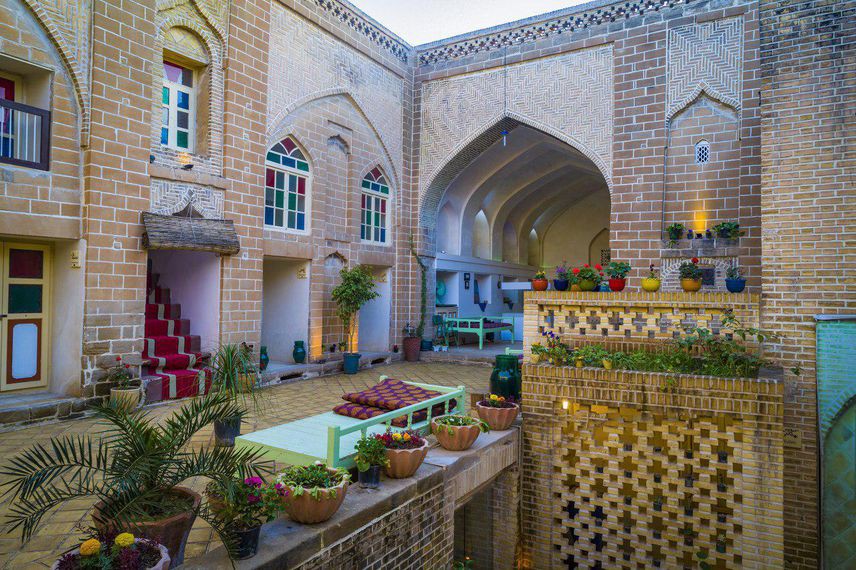 نمای اقامتگاه