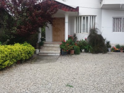 واحد شیک دو خوابه حسینی