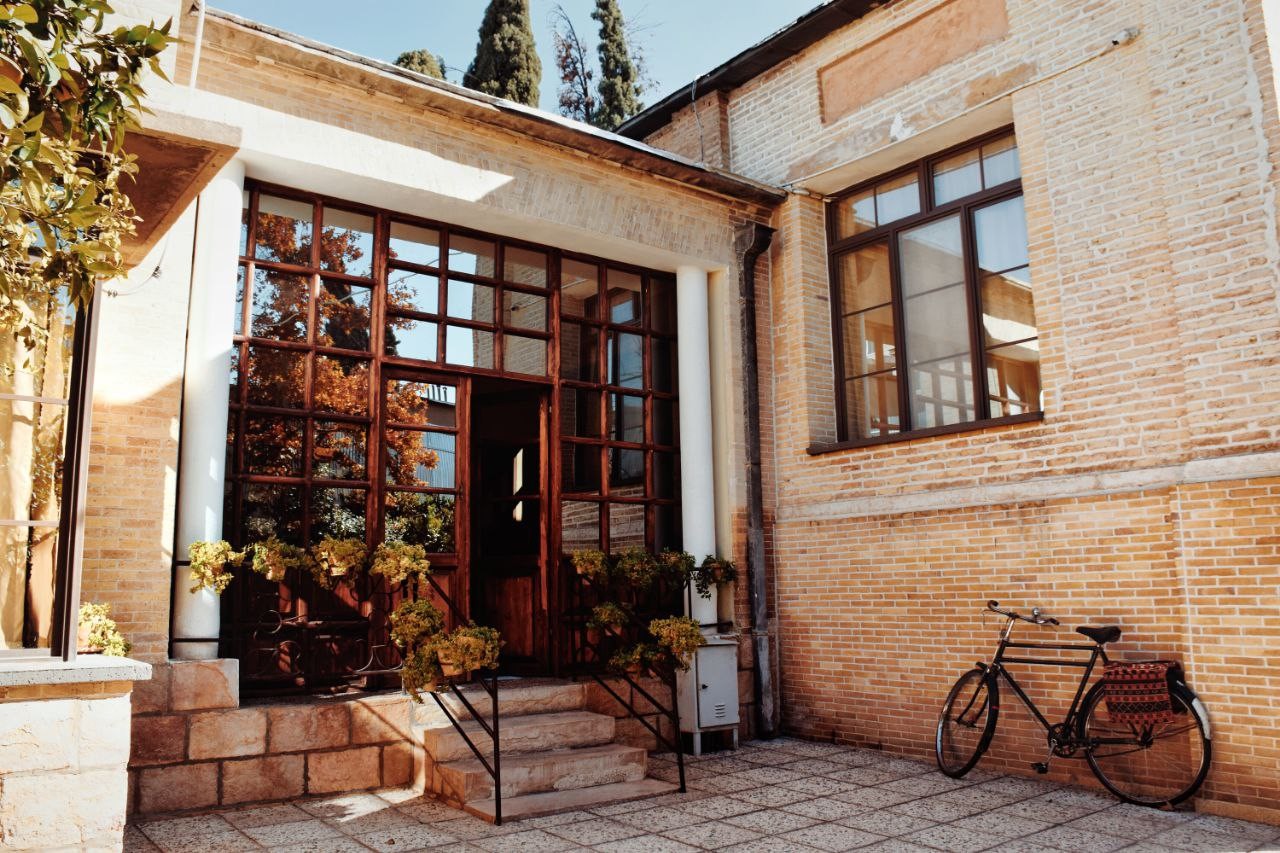 حیاط