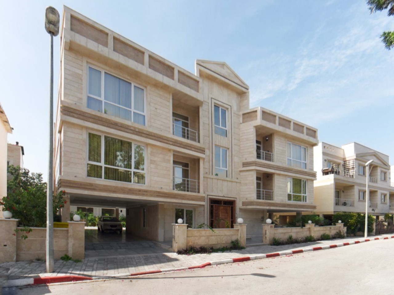 محوطه بیرونی محوطه بیرونی