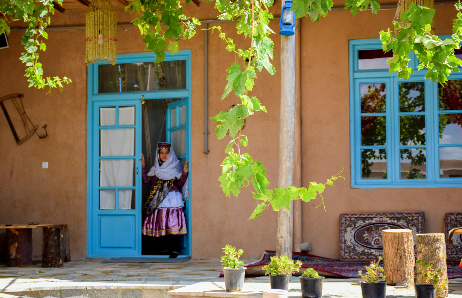 ورودی سوئیت جام زرین
