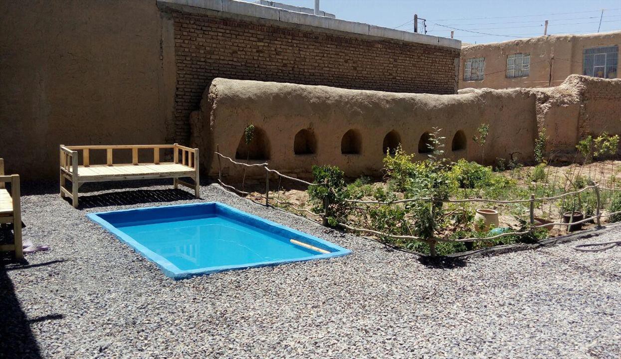 حیاط حیاط