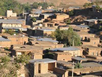 اقامتگاه بومگردی "ارتین دینور" اتاق 4