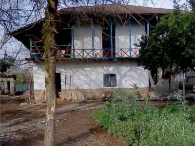 اقامتگاه بوم گردی گردو(اتاق 14 متری)