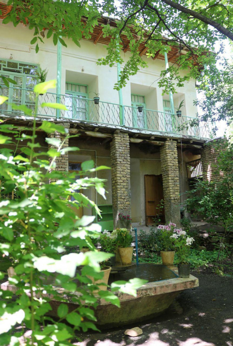 نمای اقامتگاه