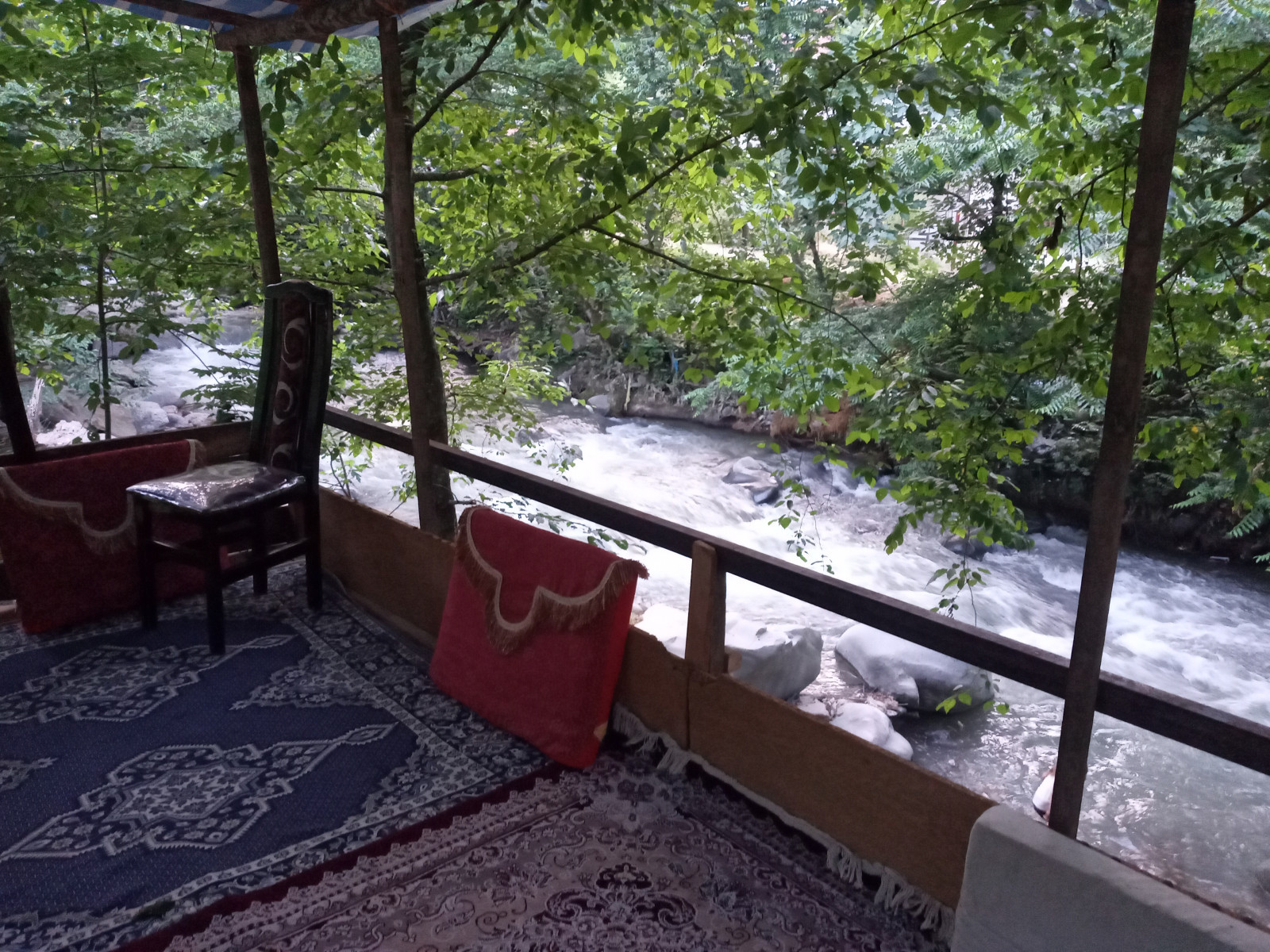 محوطه اقامتگاه