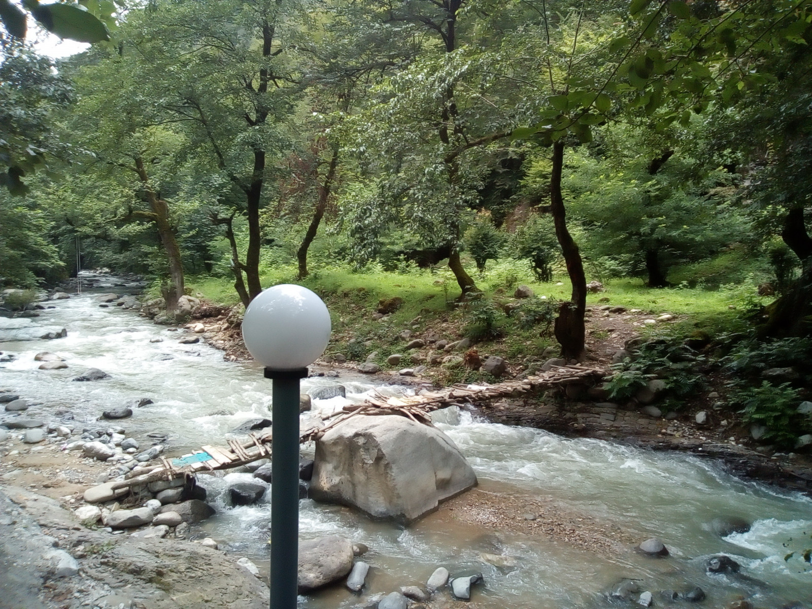 محوطه اقامتگاه