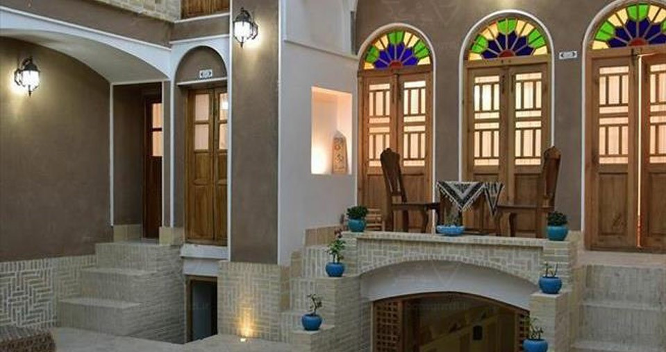 نمای بیرونی اتاق