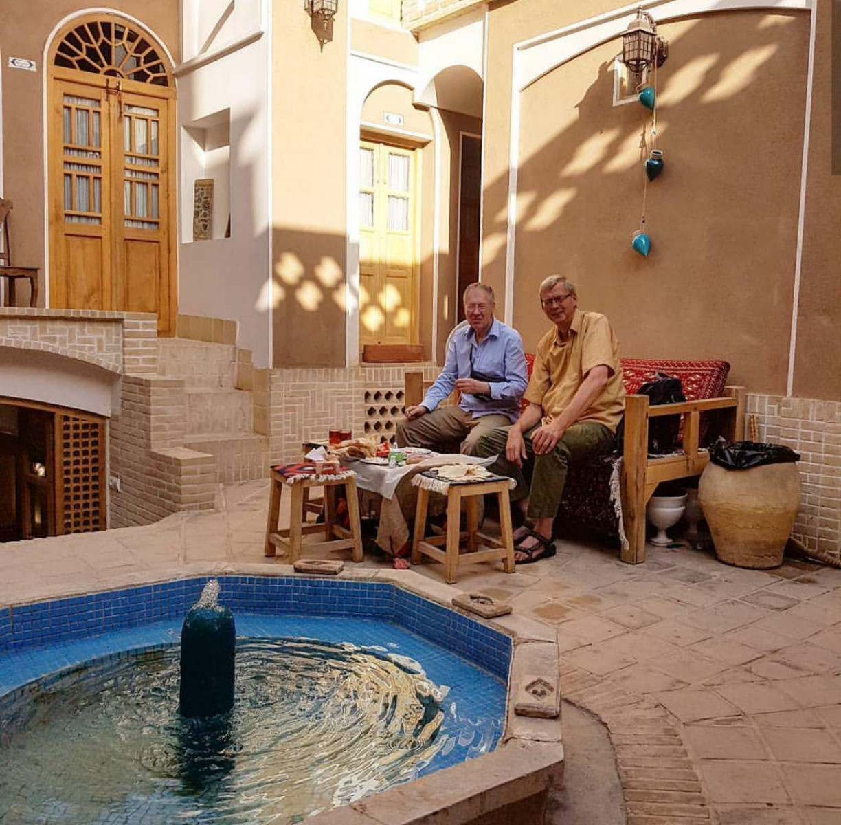 حیاط