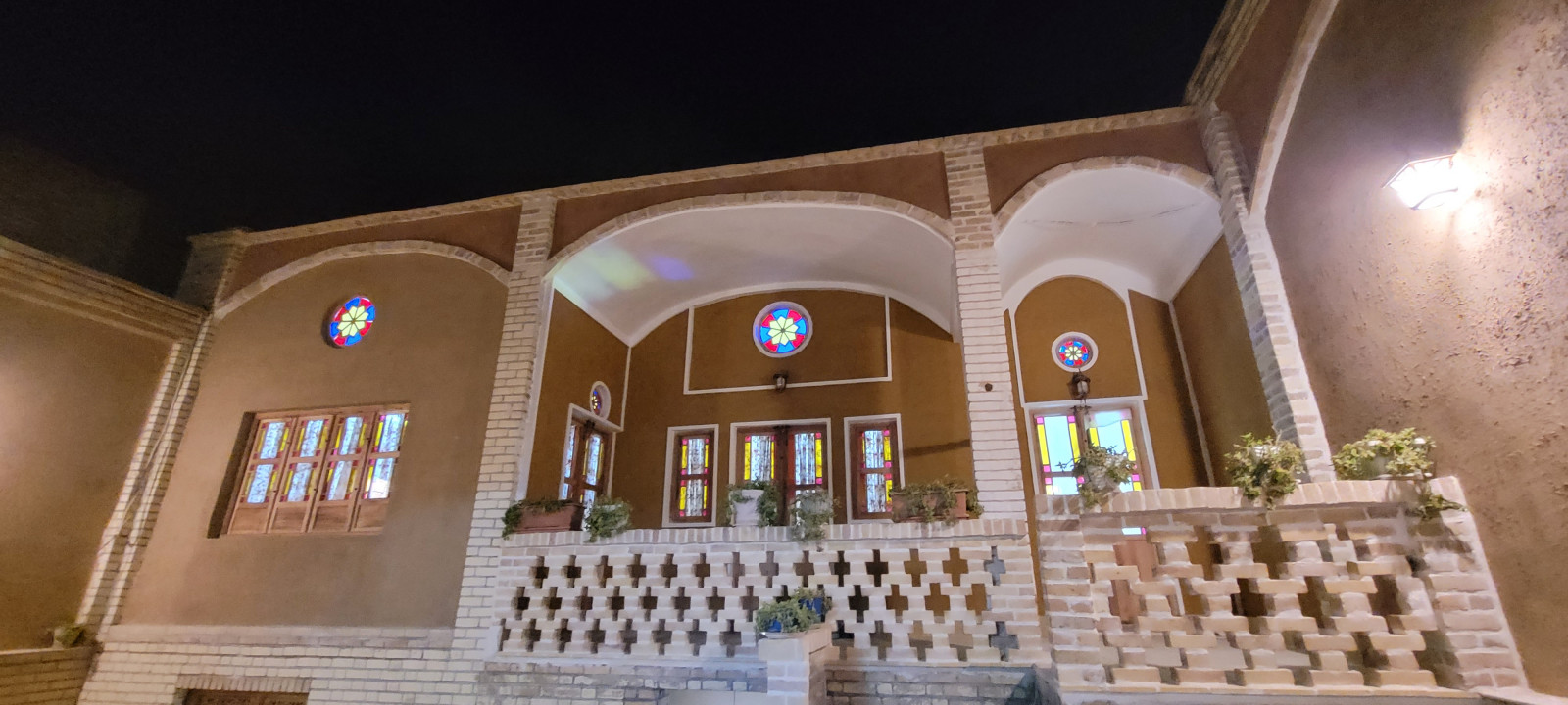 نمای ساختمان
