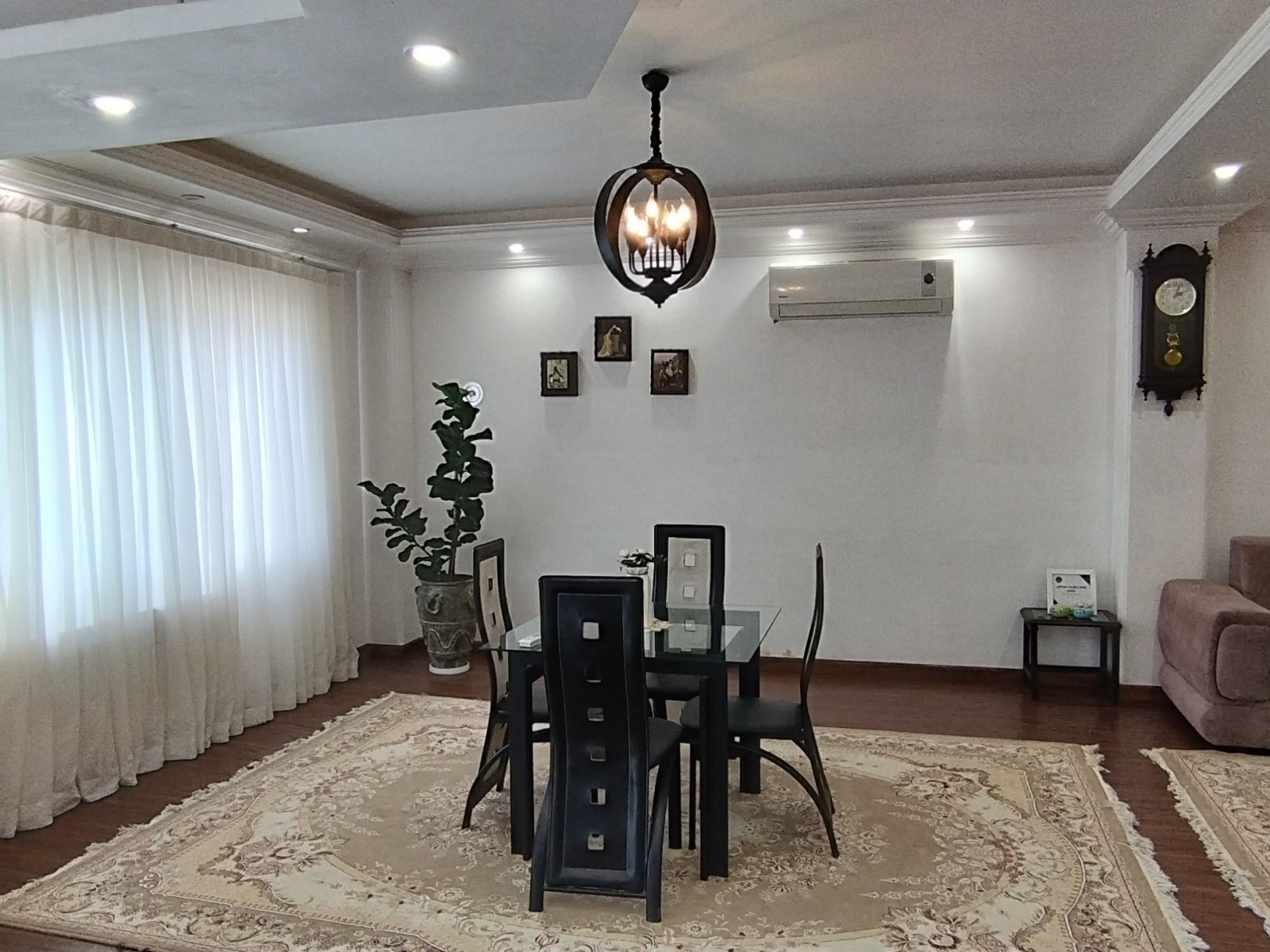 اتاق پذیرایی