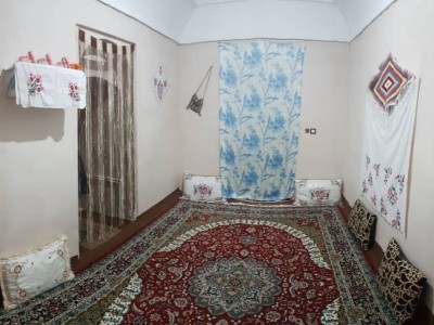 اقامتگاه"عارف و ماهرخ" اتاق دشتی