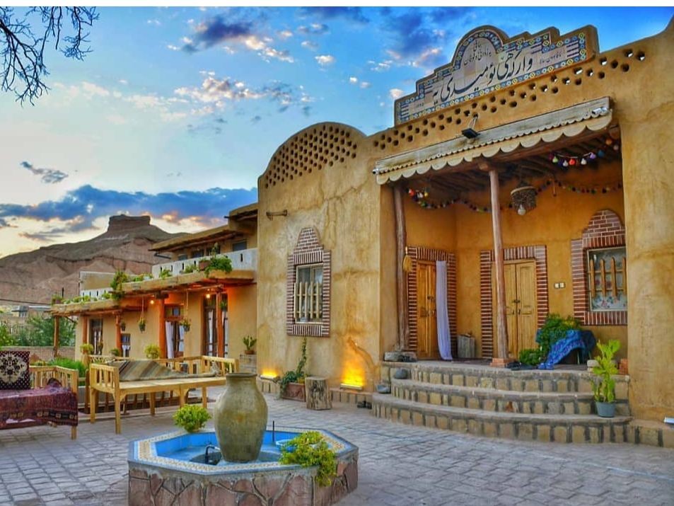 نمای اقامتگاه ظلع غربی