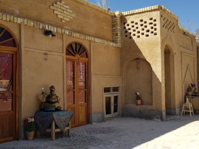 اقامتگاه بومگردی موبد(اتاق مستر)