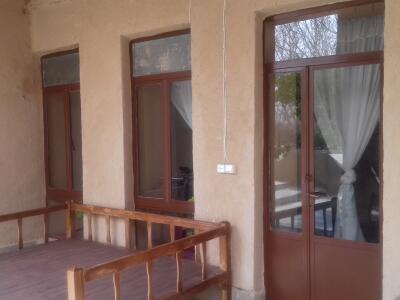 اقامتگاه موبد (اتاق بخاری گازسوز 2)