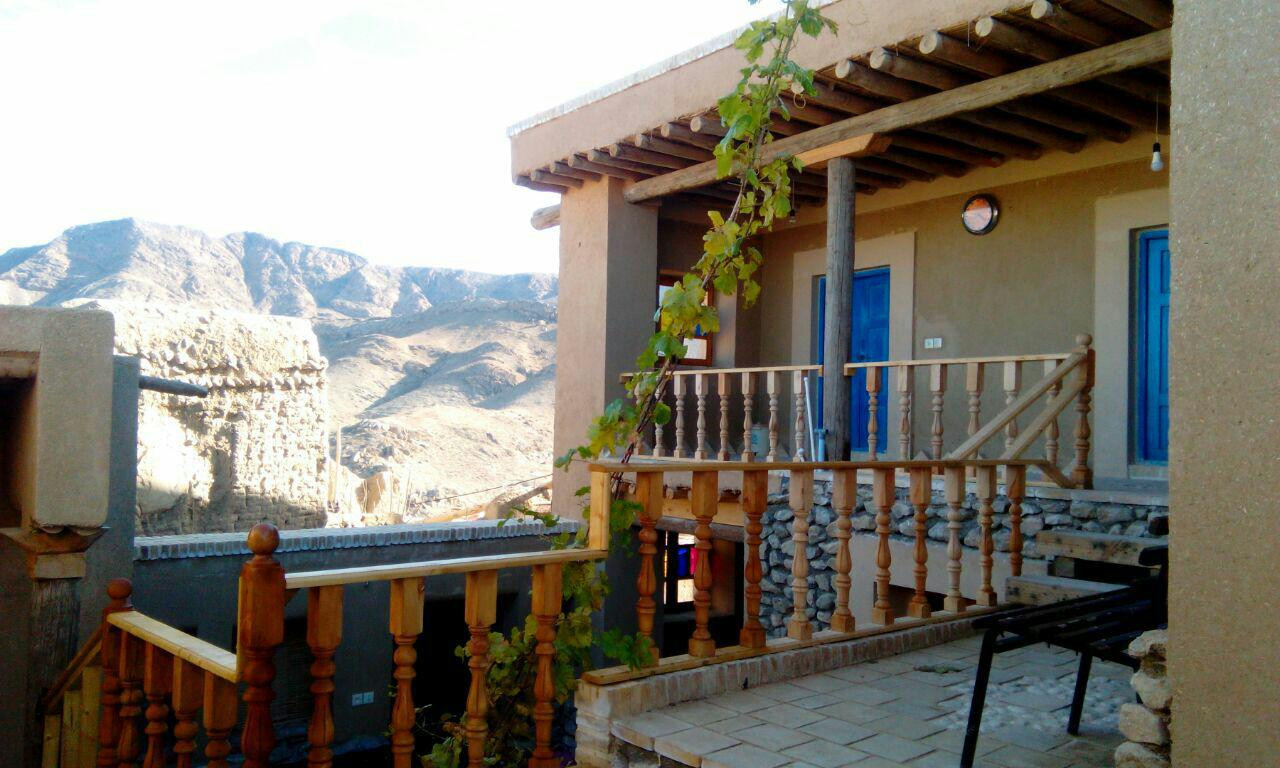محوطه داخل مجموعه