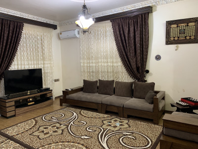 ویلا استخردار با آب گرم و داغ بسیار تمیز