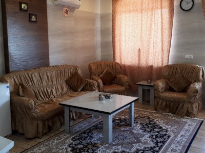 سوییت آپارتمانی لوکس عمارت سنگی 3 طبقه اول