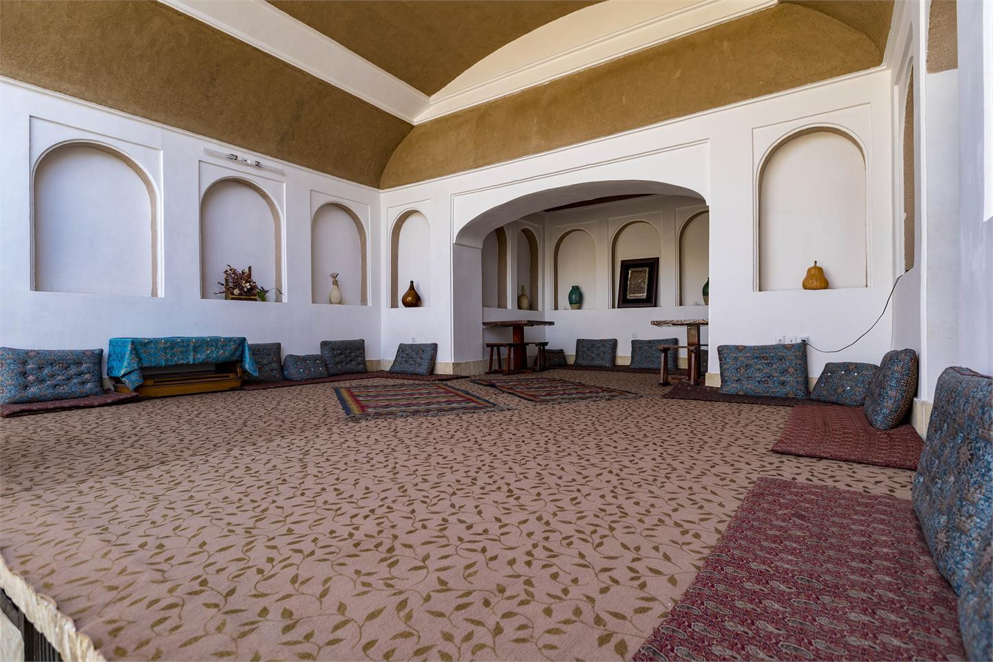 داخل اقامتگاه