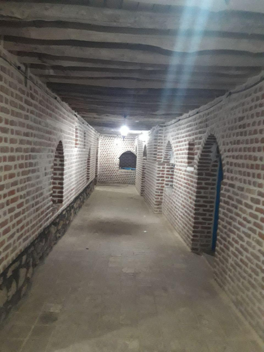 محوطه داخل مجموعه