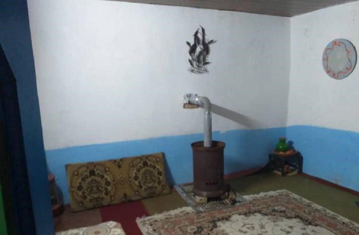 داخل اتاق داخل اتاق