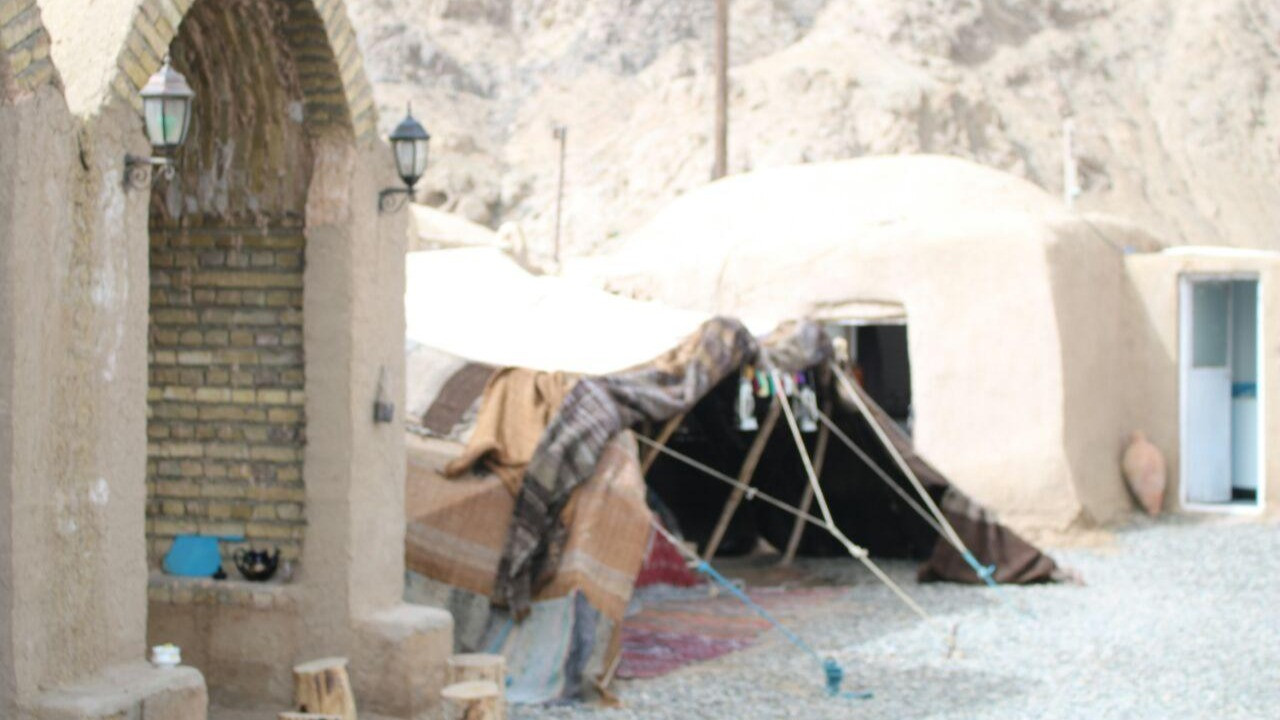 حیاط