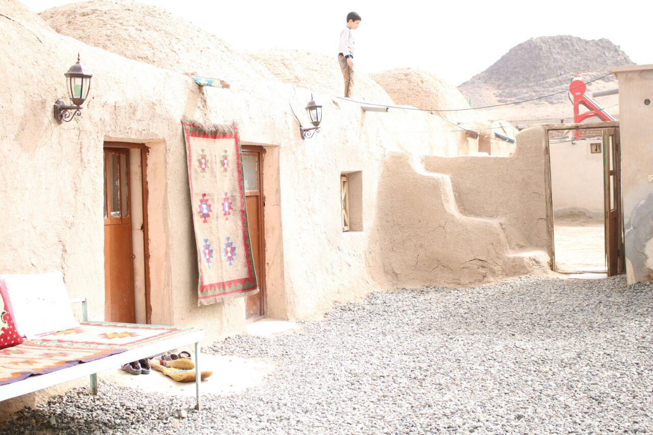 حیاط