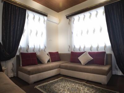 ویلا روستایی سنتی دو درخت