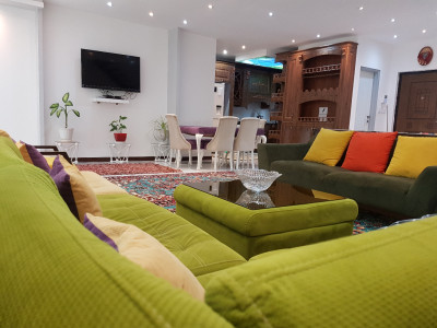 استخر آبگرم دهکده تله کابین ( سفید تمشک )