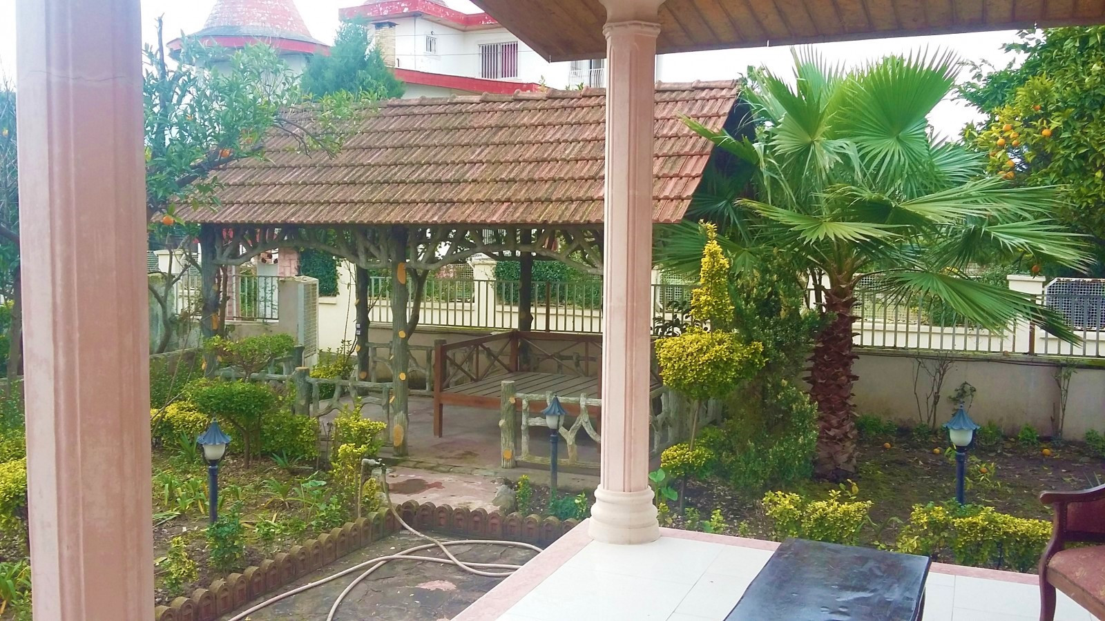 آلاچیق آلاچیق