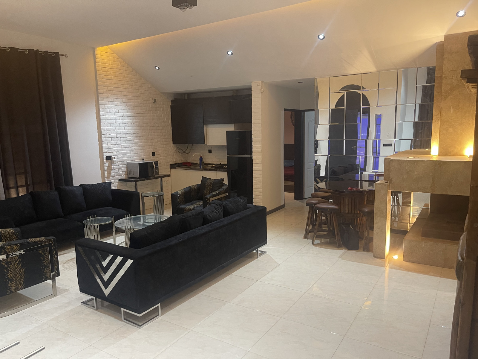 اتاق پذیرایی