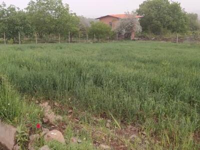 ویلا باغ استخردار آب سرد کامیاران واقع در باغ های زیبای روستا